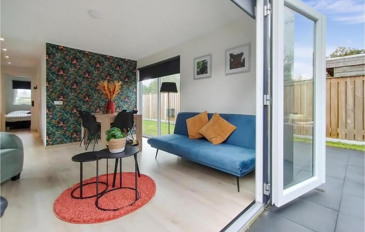2 Bedroom Awesome Home In Heinkenszand Buitenkant foto